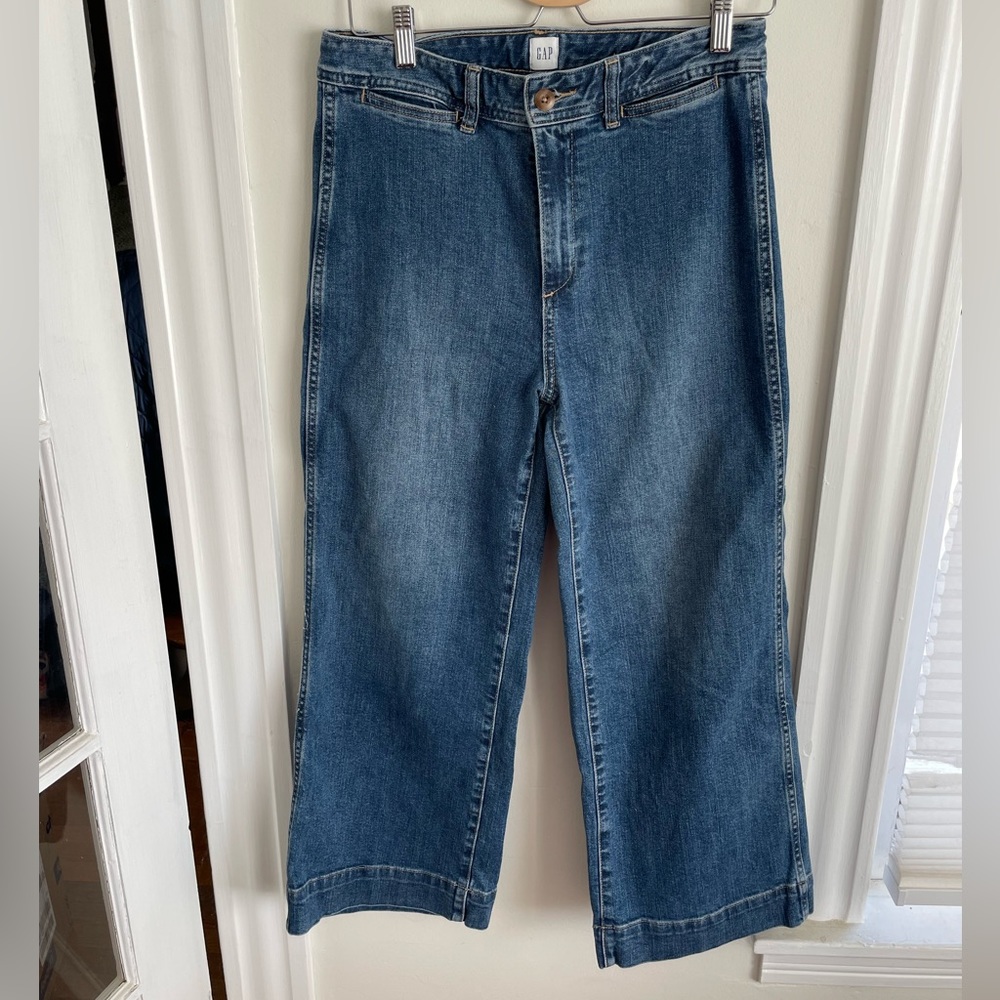 Gap Cropped Jeans
